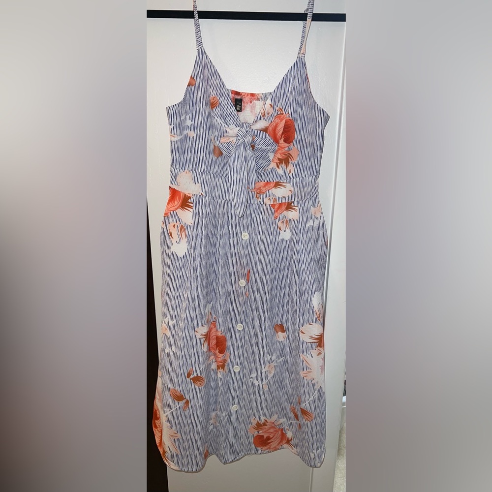 FANCYINN Womens Floral Prints Tie Front Button Down Spaghetti Strap Midi Dress